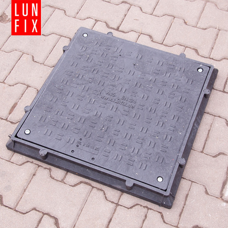 Kanaldeckel Schachtabdeckung mit Flanschrahmen 50x50cm Schwarz