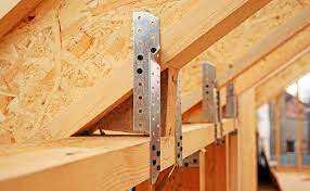 Holzverbinder für Dachkonstruktionen und Holzkonstruktionen mit Korrosionsschutzbeschichtung