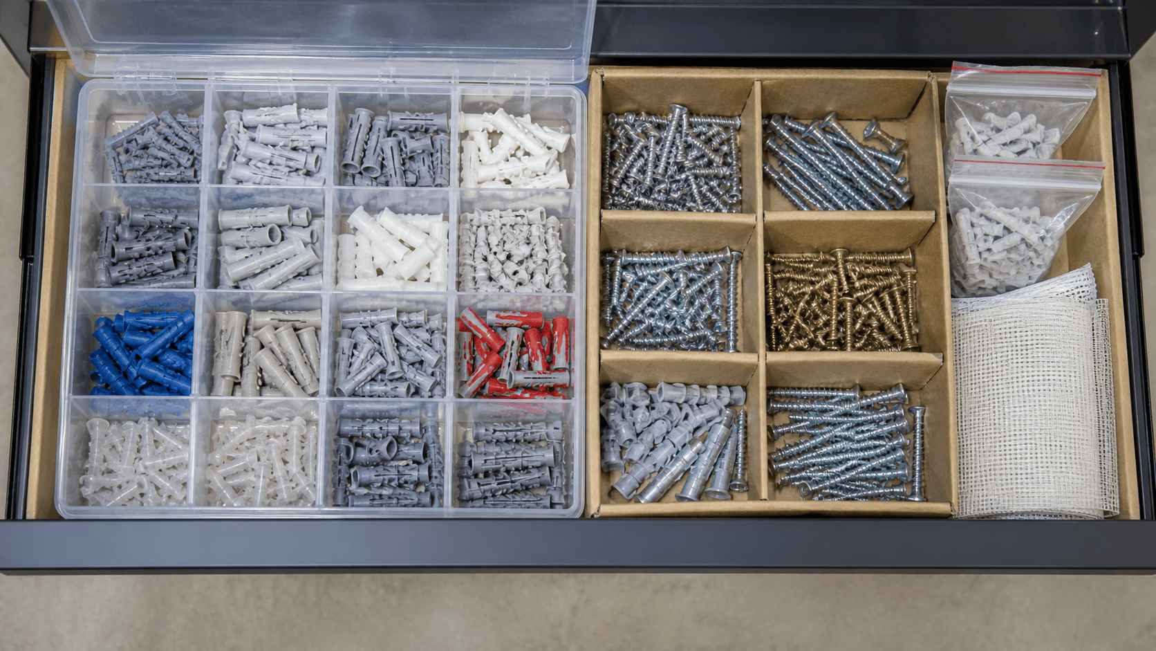 Wie lagert man Produkte aus der Gruppe Dübelprobleme